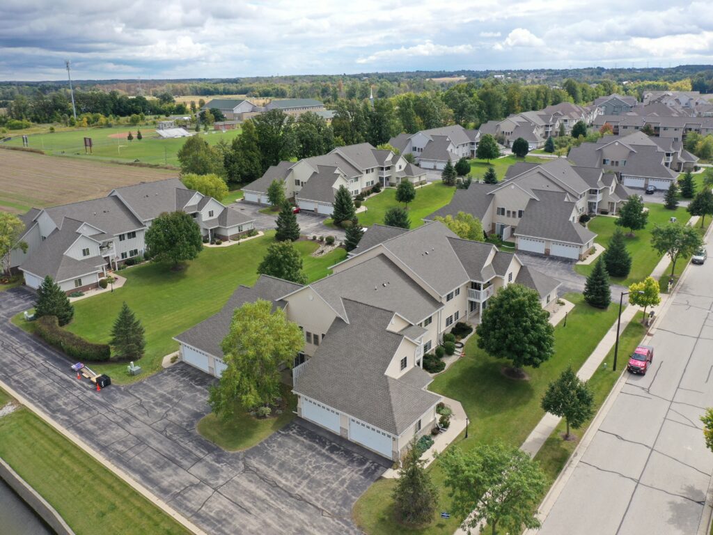 Stonewall Pond Condos Roofing project Cedarburg